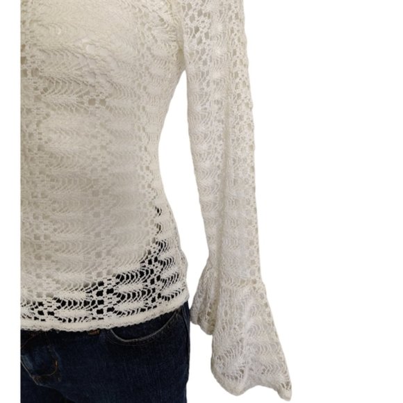 Rampage Crocheted Lace Keyhole Tie Bell Sleeve Blouse EUC sz S - Picture 7 of 14